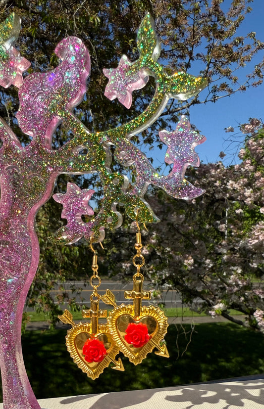 Amor Dorado – Sacred Heart Rose Earrings